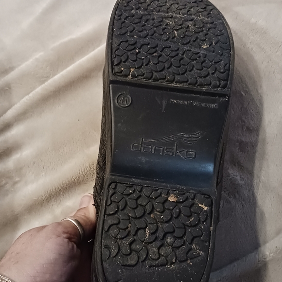 Dansko size 41 clogs - Picture 7 of 9